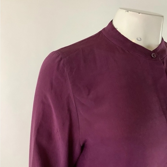 Eileen Fisher Sz PM 100% Silk Crepe Asymmetric Hem Button Top Purple Blouse - Picture 3 of 7
